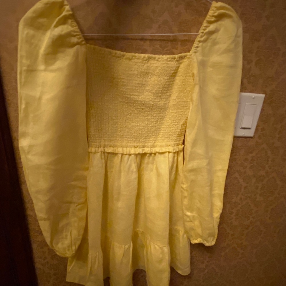 Wilfred Aritzia Dress in Yellow
